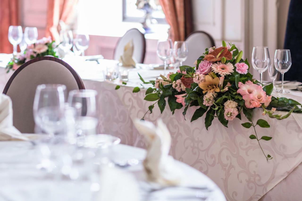 Coombe Abbey Hotel Brinklow Экстерьер фото